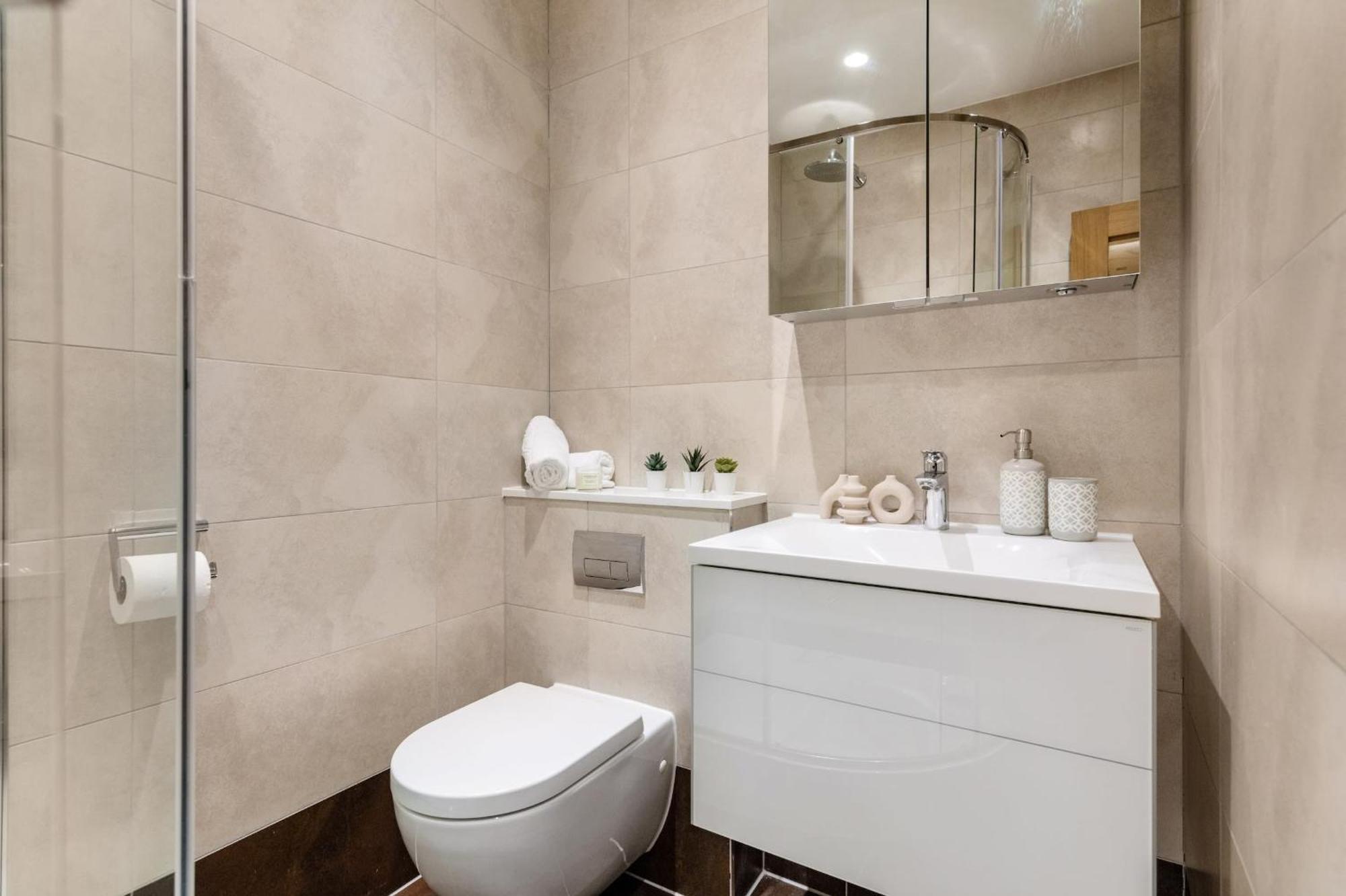 2Br In Soho - Charlotte Street - Cityapartmentstay London Bagian luar foto