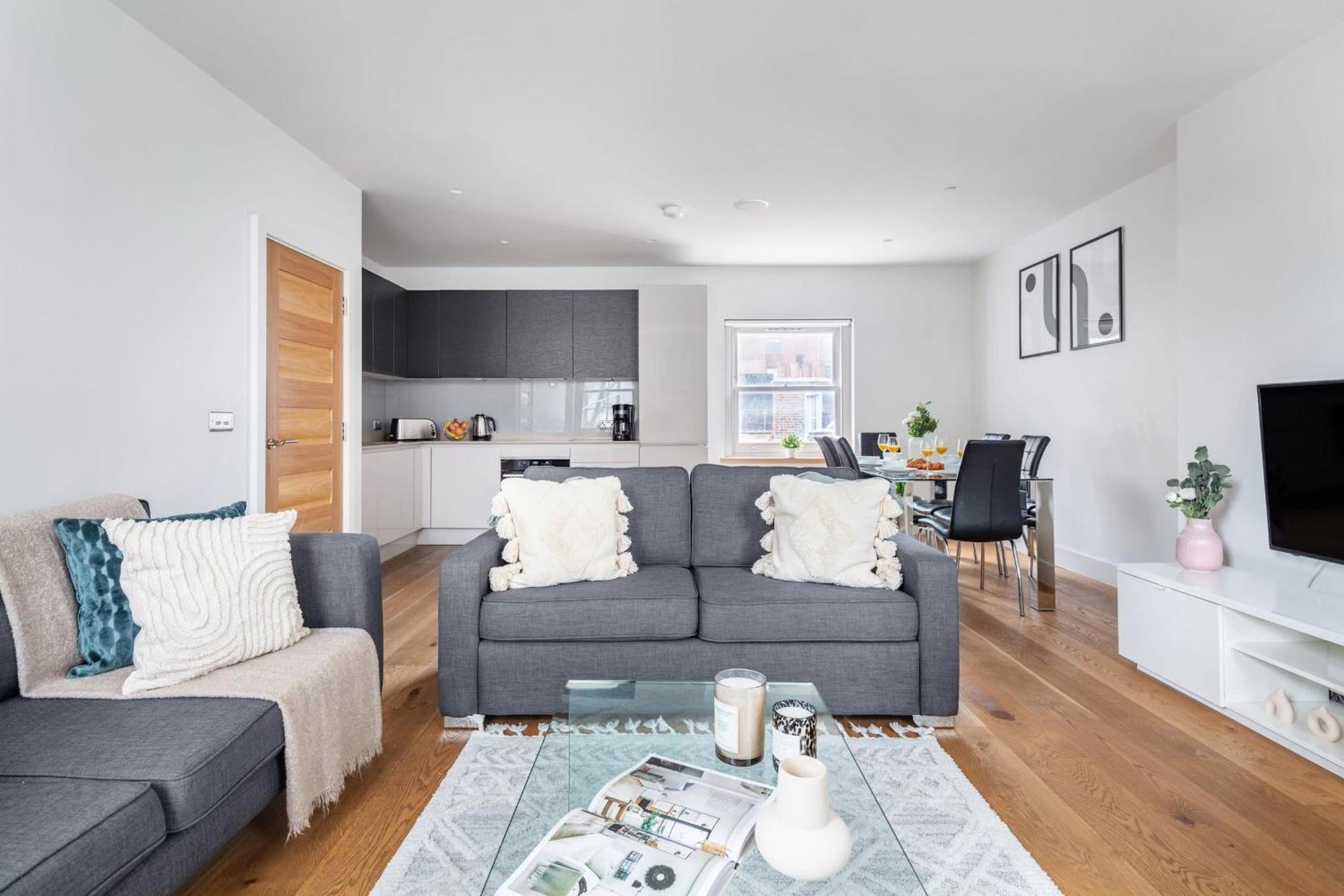 2Br In Soho - Charlotte Street - Cityapartmentstay London Bagian luar foto